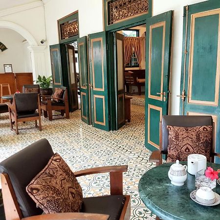 Apartamento Ndalem Gamelan Yogyakarta Exterior foto